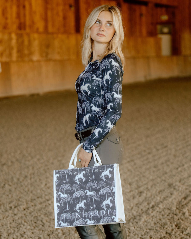 D. D. Impulsion & Straightness JENYA Long Sleeve Signature Sunshirt
